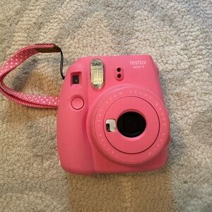 Fujifilm Instax Mini 9 Instant Camera - Pink